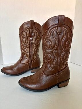 Girl boots